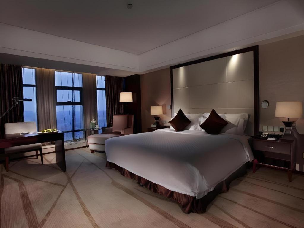 White Swan Hotel Changsha Esterno foto